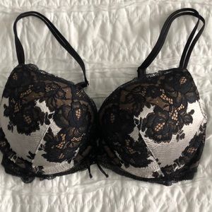 Victoria’s Secret Very Sexy Push Up Bra 34D